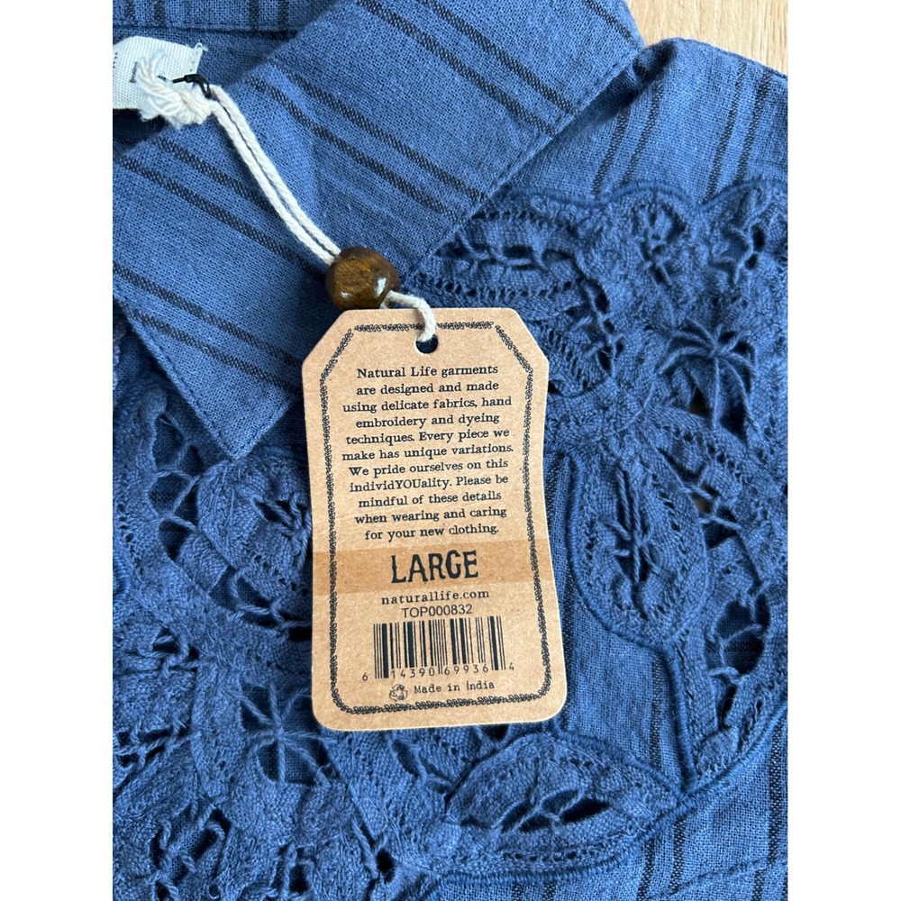 Natural Life Anna Blue Striped Eyelet Lace Embroidered Button Down Shirt Large - Picture 5 of 8